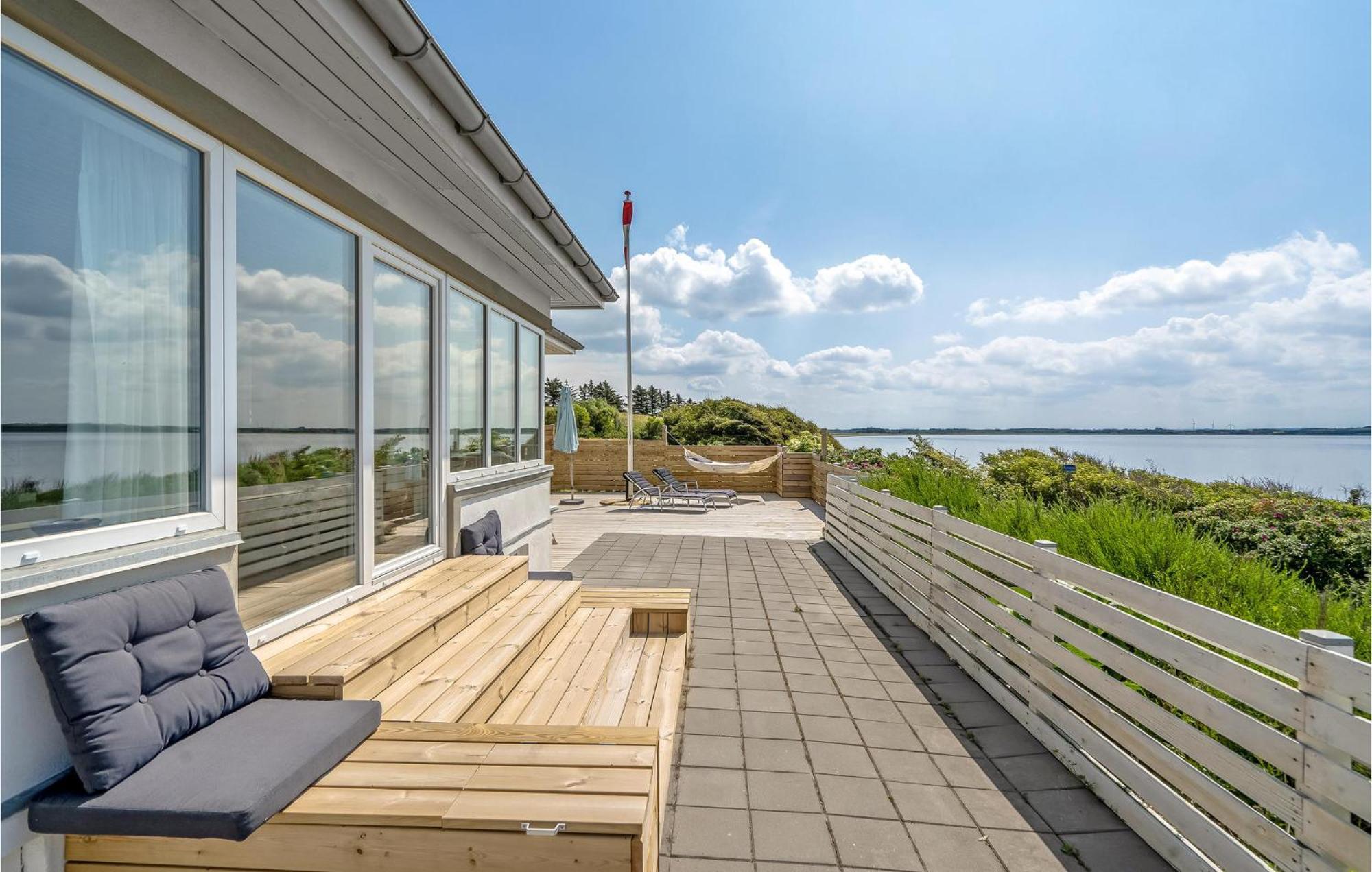 Lovely Home In Spottrup With Wifi Lihme エクステリア 写真